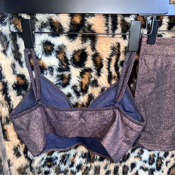 SKIMS Set - Picture 3 of 8